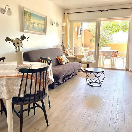 Plain-pied 4 Pers - Piscine - Parking Apartment